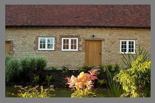 Court Farm Barns